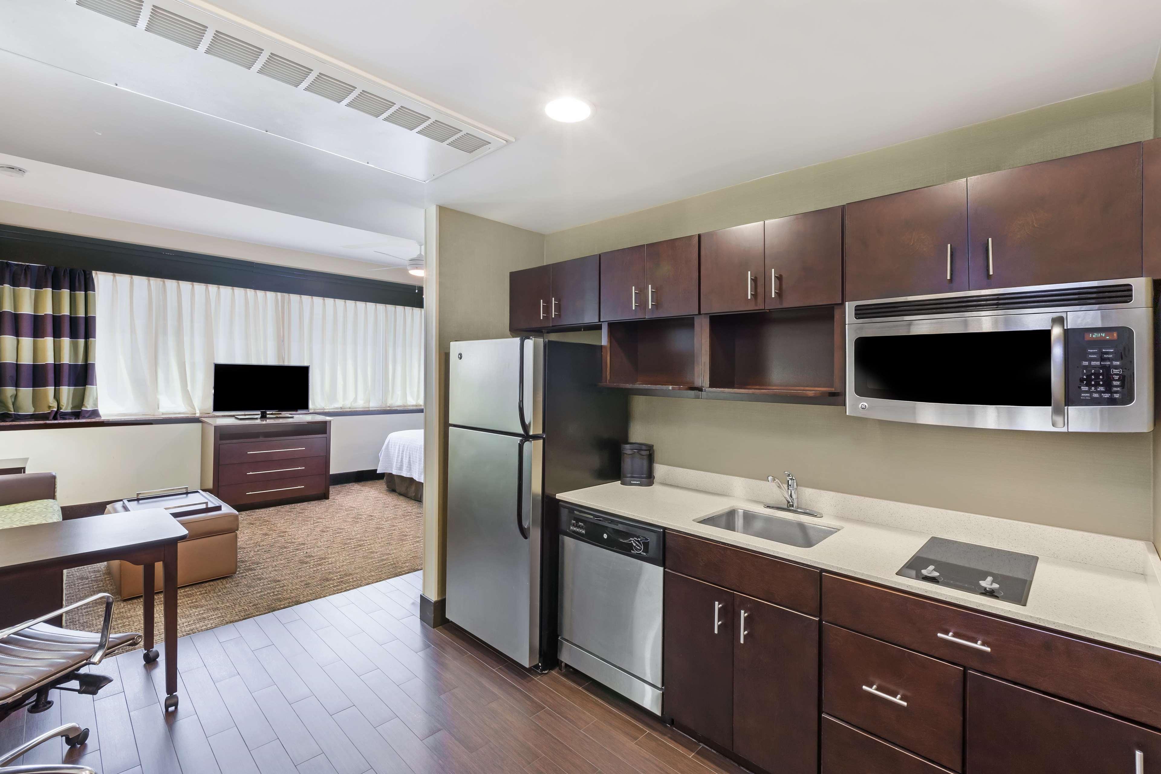 Homewood Suites Dallas Downtown Exterior photo